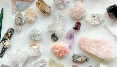10 Easy Steps on How to Start a Profitable Crystal Business