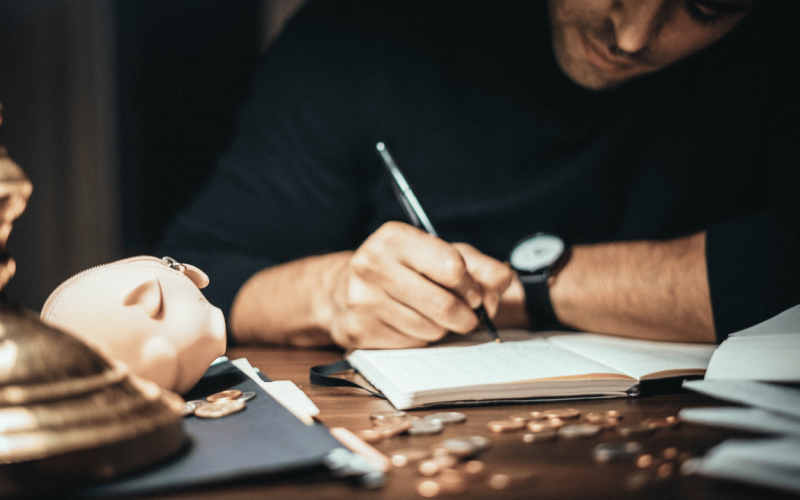 Flipping Books for Profit: How to Start Selling Textbooks to Amazon